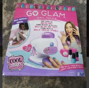 Go glam nail salon kit